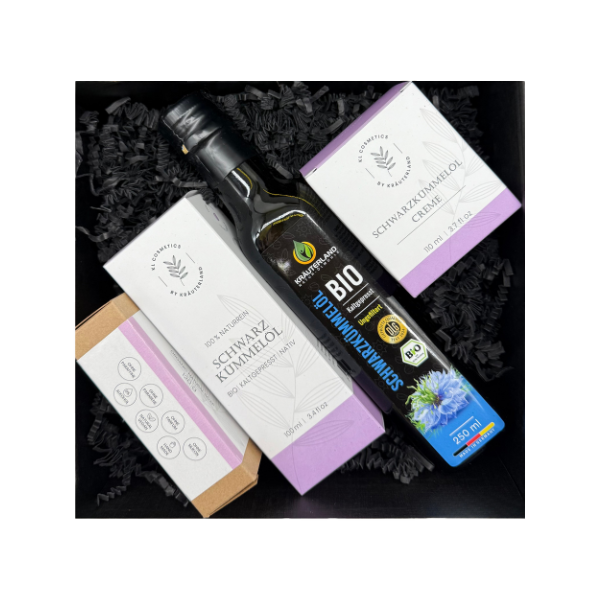 Kräuterland Schwarzkümmel Geschenkset mit Öl Creme und Seife Schwarzkümmel Geschenkset von Kräuterland mit Schwarzkümmelöl Creme Seife und Bio Schwarzkümmelöl Flasche in schwarzer Geschenkbox