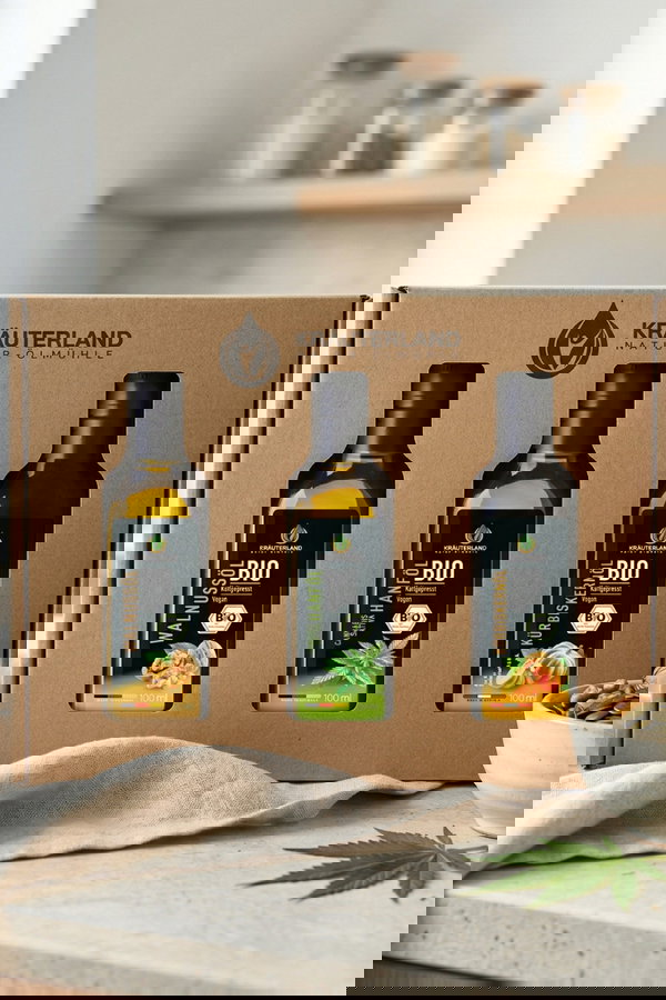 Bio Salatöl Set 100 ml – Kürbiskernöl, Hanföl und Walnussöl in Geschenkbox mit Sichtfenster